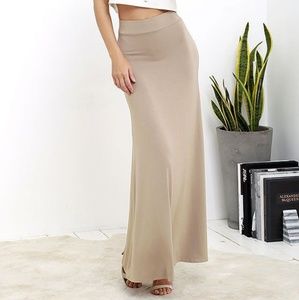 BB Dakota Maxi Skirt